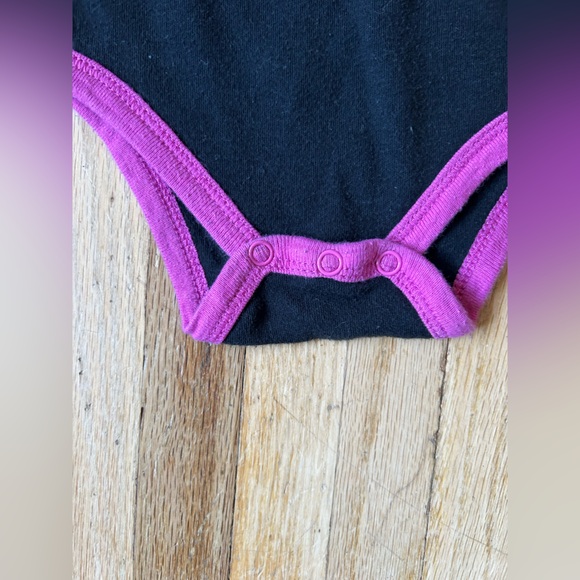 3/$12 Disney 0-3 Month Onesie - Picture 5 of 6